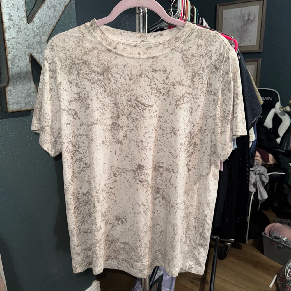 Lululemon tie-dye t-shirt